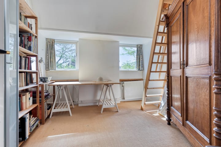 Foto 39 van Roodenburgerstraat 51