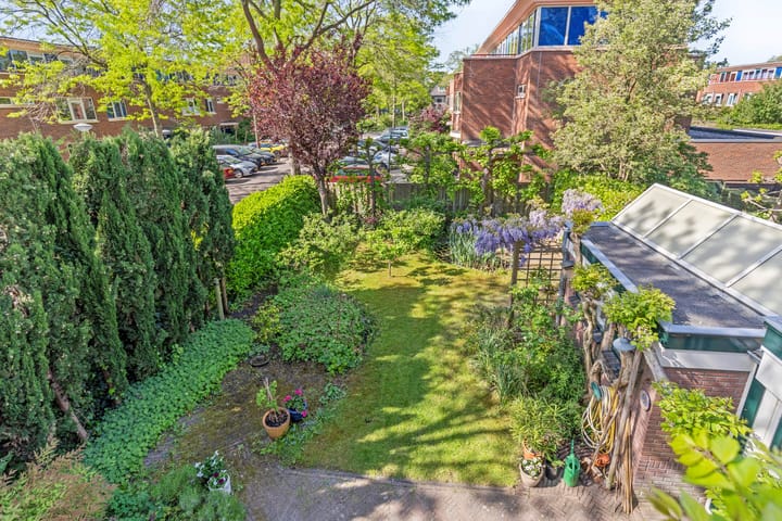 Foto 46 van Roodenburgerstraat 51