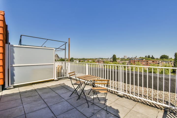 Foto 2 van Sumatraplantsoen 184