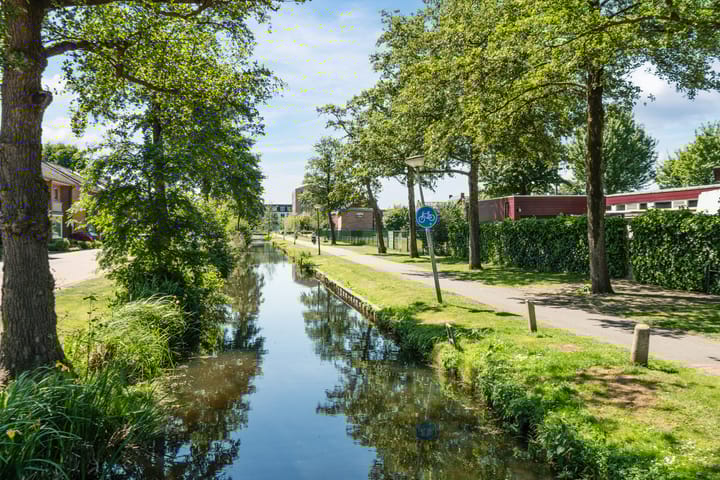 Foto 37 van Johannes Vermeerstraat 25