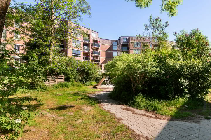 Foto 18 van Leerdamhof 295