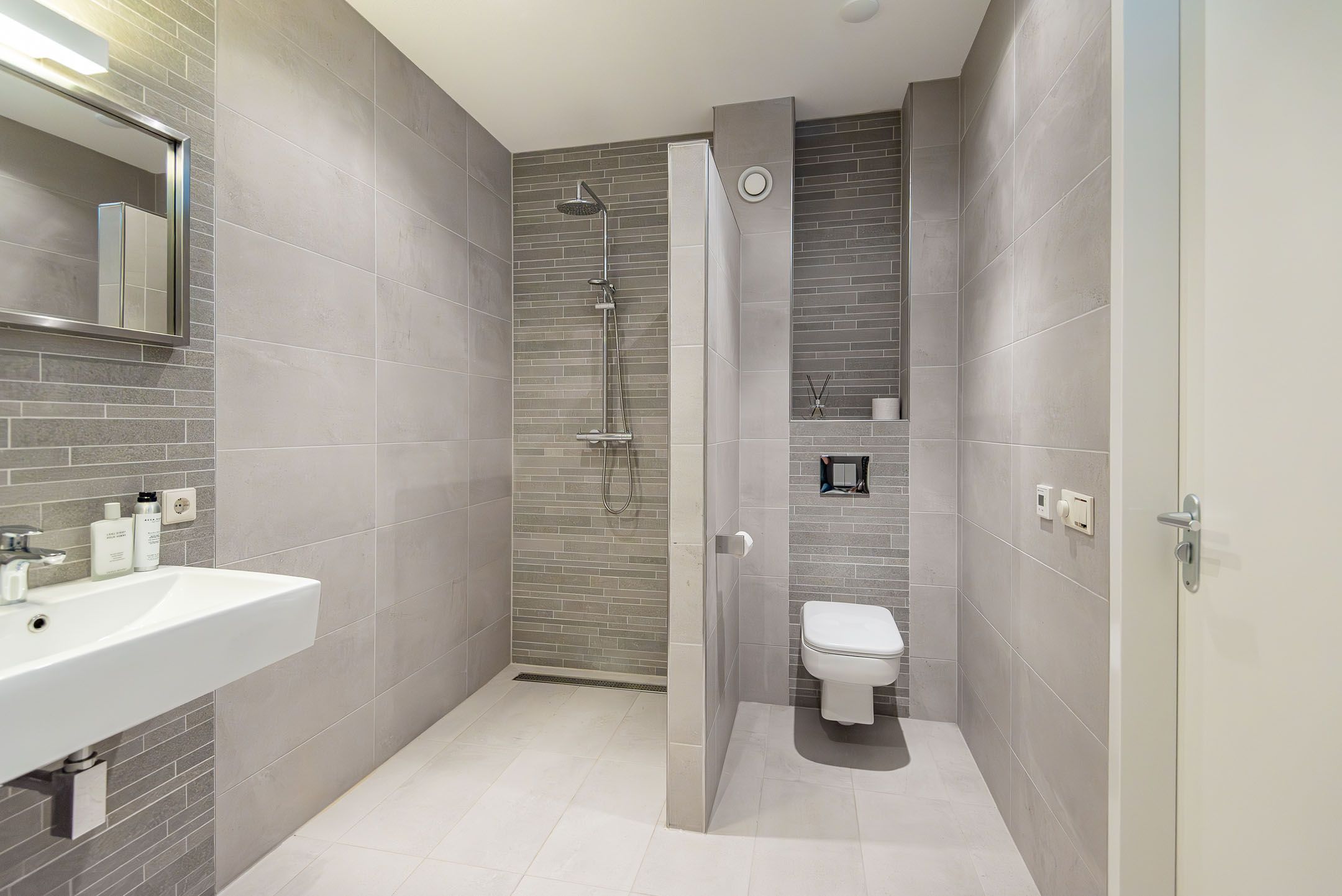 Foto 3 van Herman van Velzenstraat 21