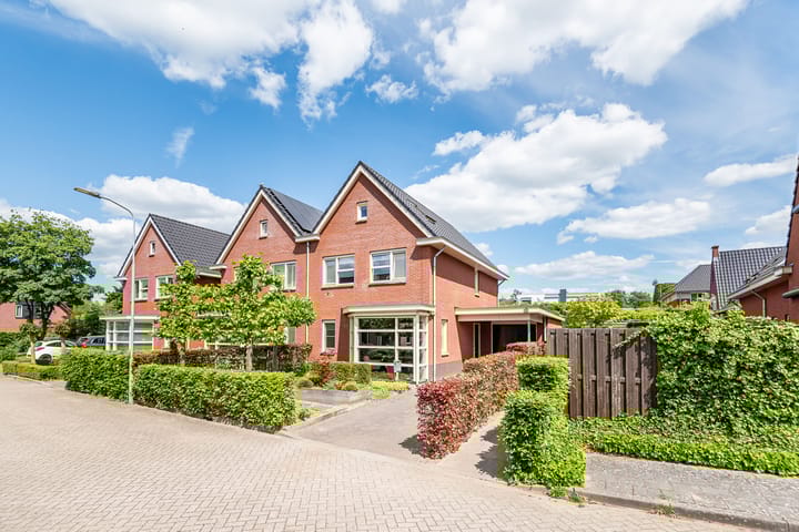 Foto 5 van Herman van Velzenstraat 21