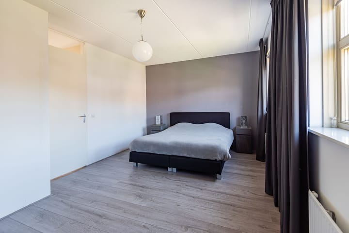 Foto 25 van Herman van Velzenstraat 21