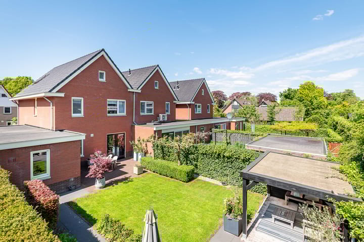 Foto 37 van Herman van Velzenstraat 21