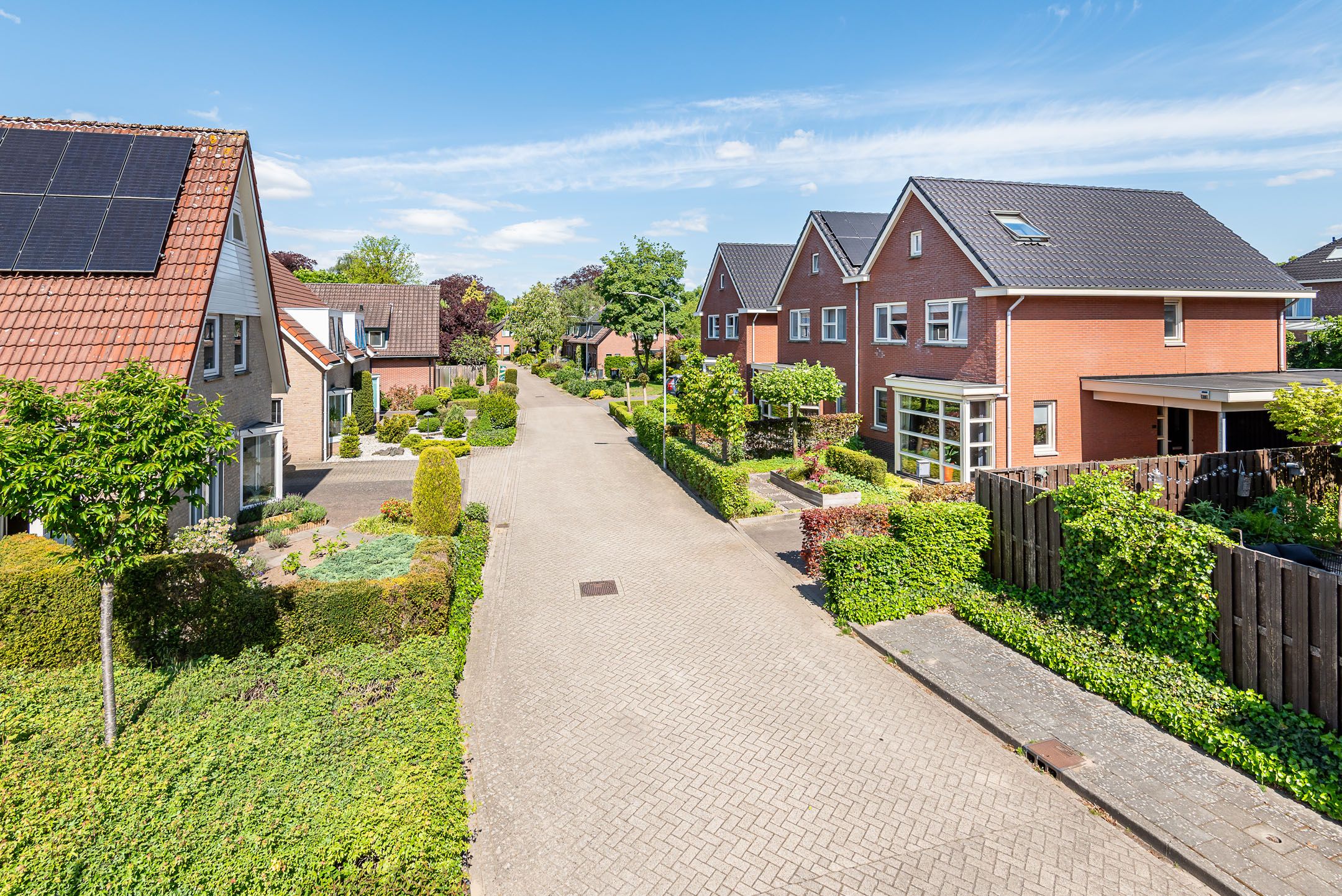 Foto 48 van Herman van Velzenstraat 21