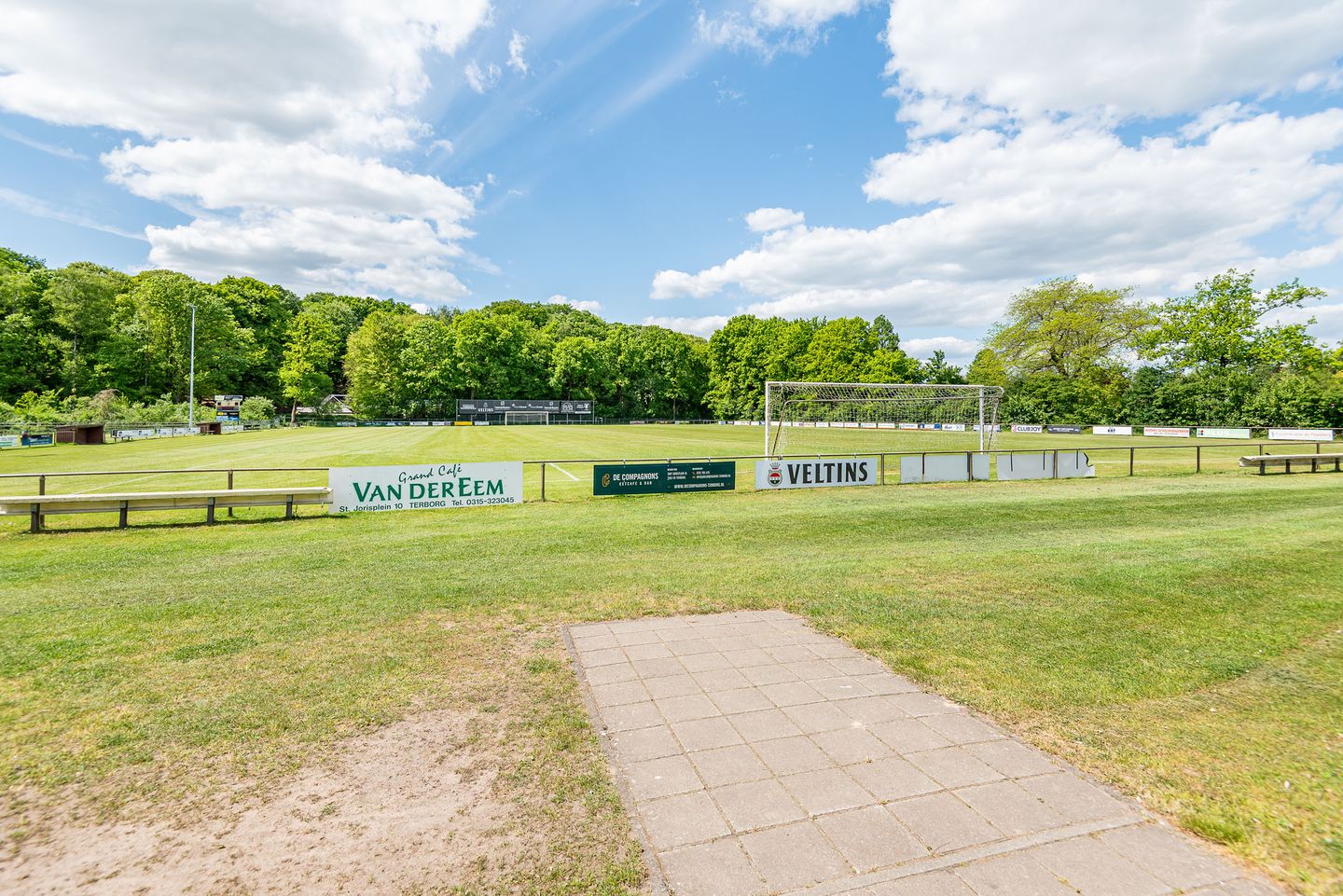 Foto 49 van Herman van Velzenstraat 21