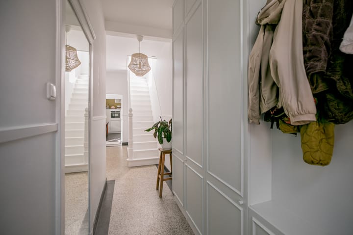 Photo 9 of Voogdijstraat 12