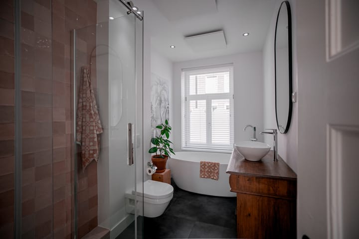 Photo 35 of Voogdijstraat 12