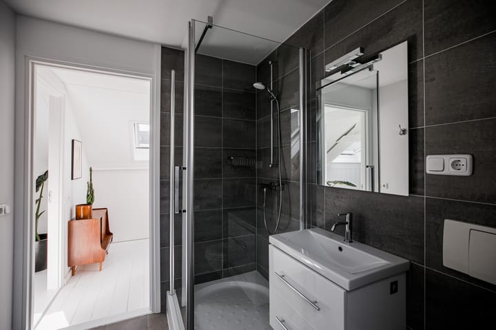 Photo 42 of Voogdijstraat 12