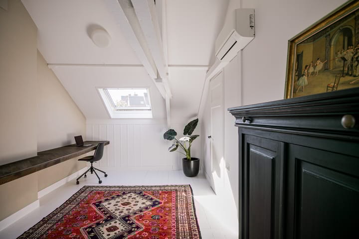 Photo 44 of Voogdijstraat 12