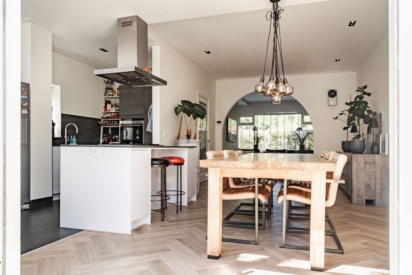 Photo 14 of Spoorzichtlaan 11