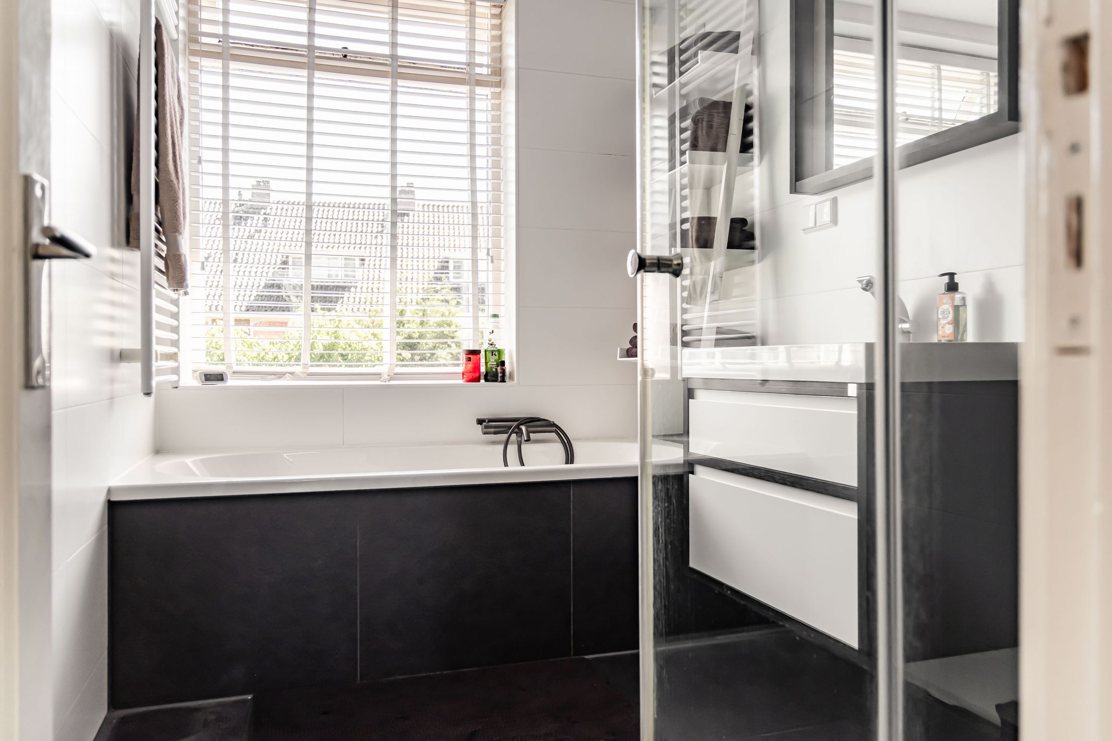 Photo 33 of Spoorzichtlaan 11