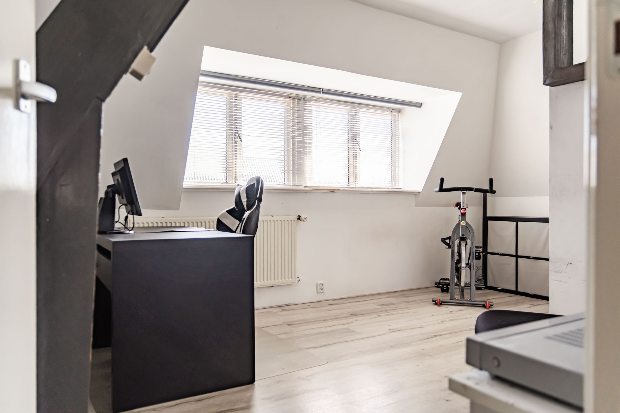 Photo 39 of Spoorzichtlaan 11