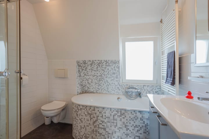 Photo 4 of Emmaweg 17