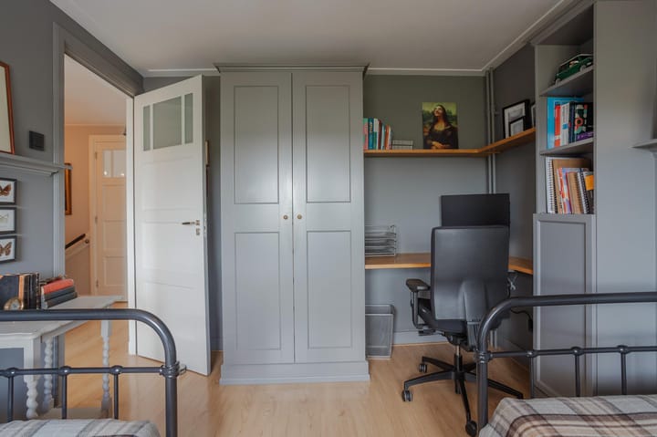 Photo 32 of Emmaweg 17