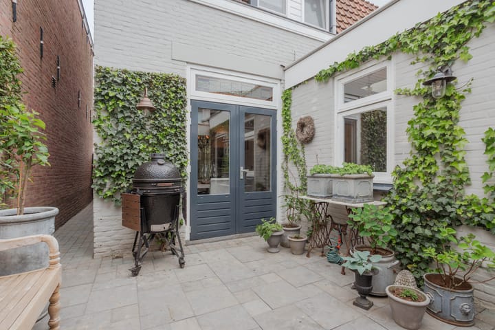 Photo 42 of Emmaweg 17