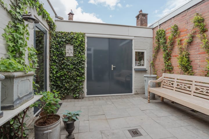 Photo 44 of Emmaweg 17