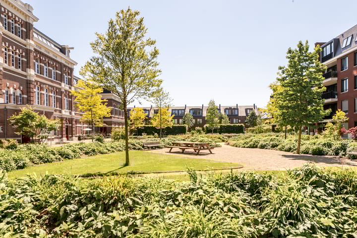 Foto 32 van Kazerneplein 50