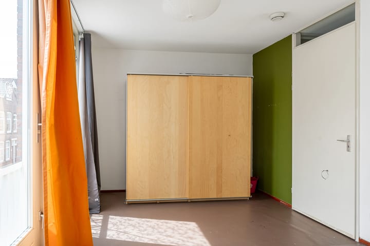 Foto 21 van Zestienhovenstraat 21