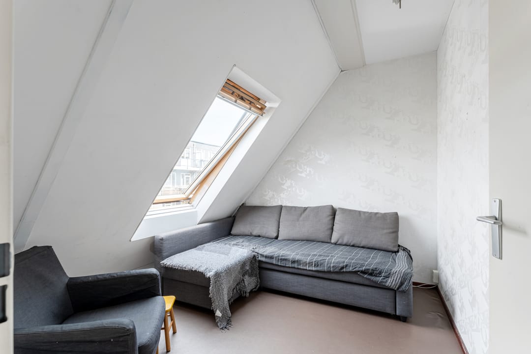 Foto 31 van Zestienhovenstraat 21