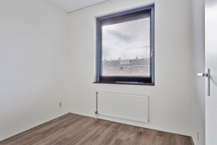 Photo 17 of Salvador Dalístraat 31