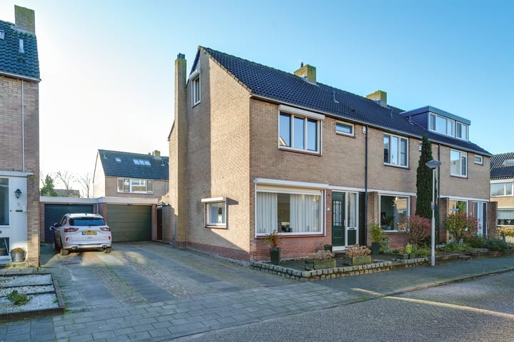 Foto 1 van Ribesstraat 6