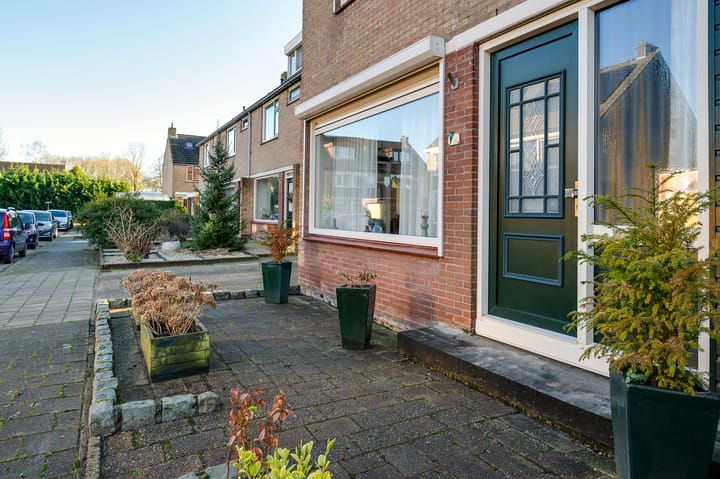 Foto 10 van Ribesstraat 6