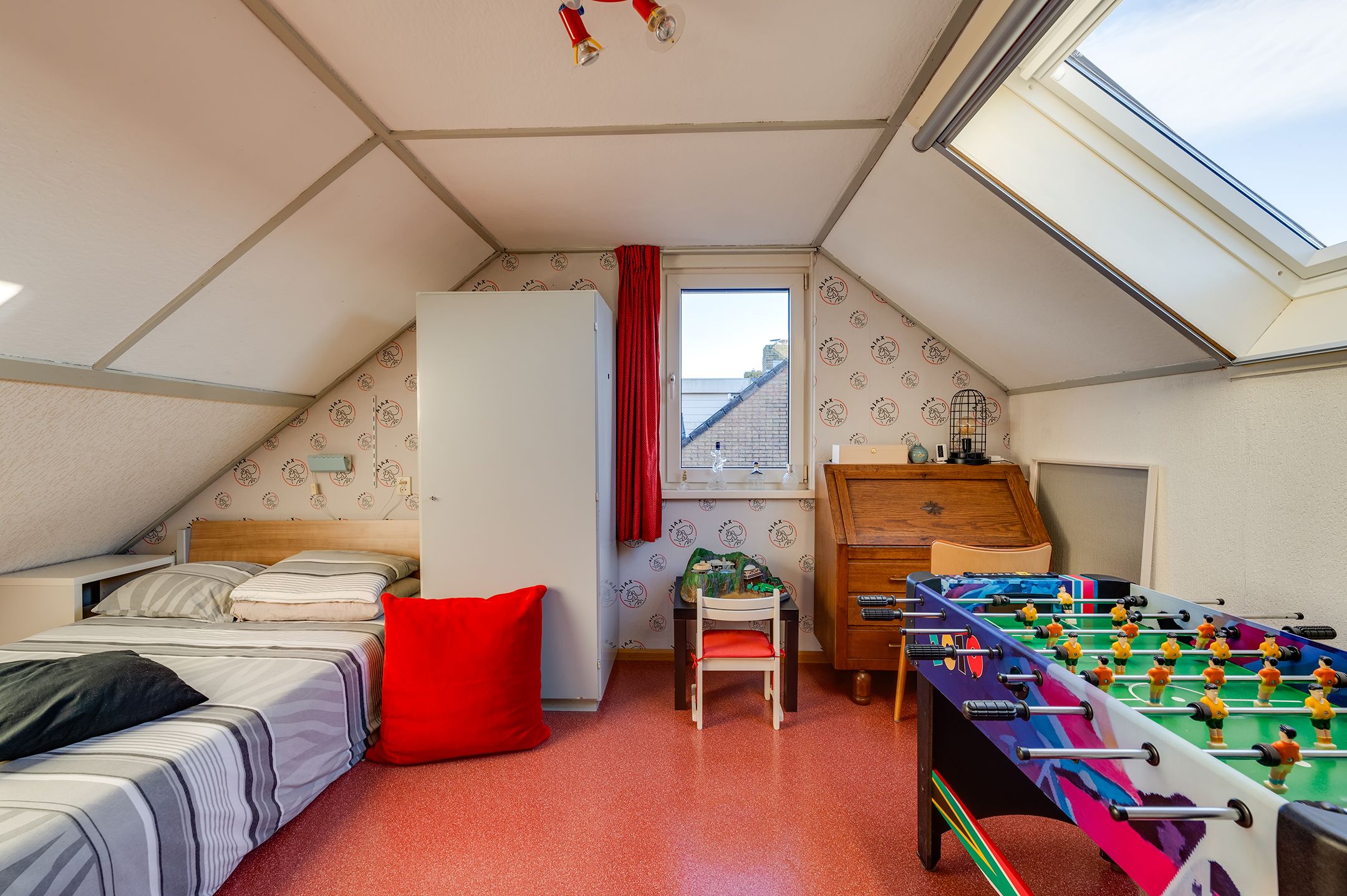 Foto 36 van Ribesstraat 6