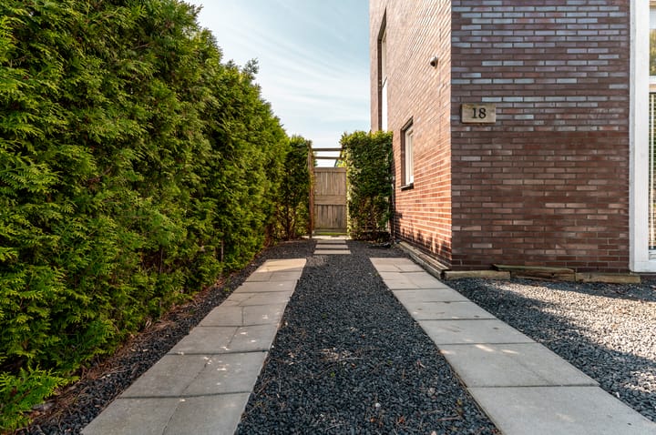 Foto 37 van Woldplantsoen 18