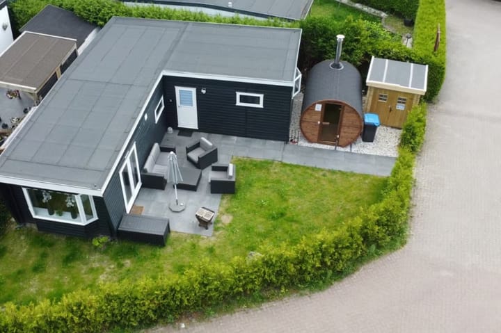 Foto 2 van Krachtighuizerkern 22-24