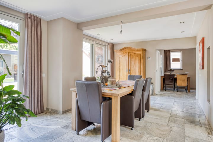 Photo 8 of Engelbertplein 3