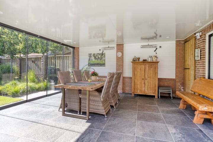 Photo 32 of Engelbertplein 3