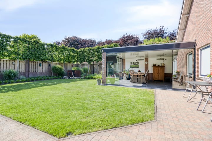 Photo 30 of Engelbertplein 3