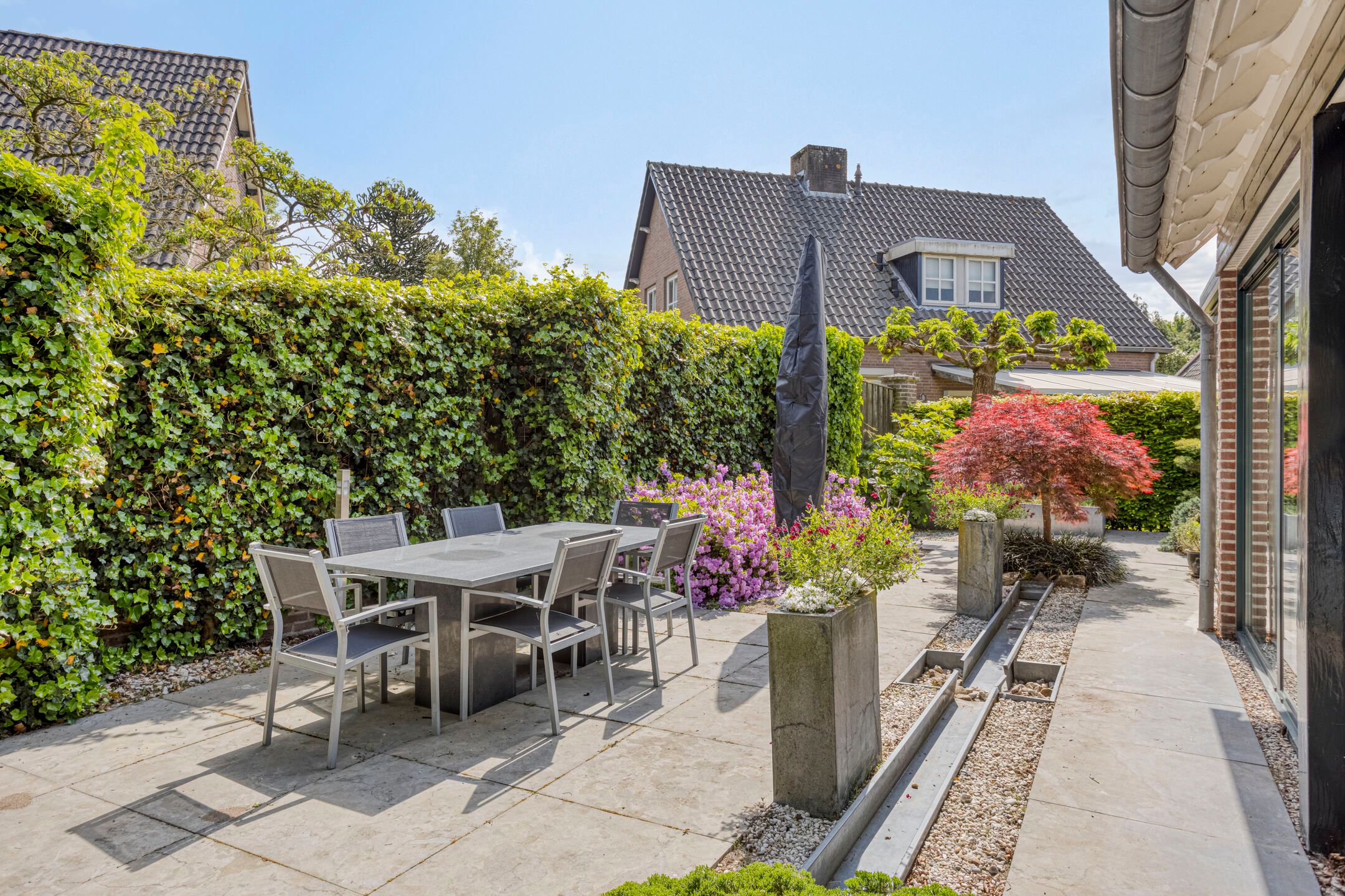 Photo 12 of Roderweg 25