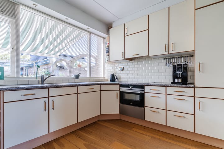 Foto 8 van Langeweide 187