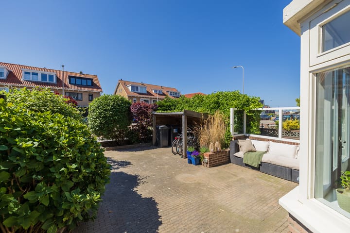 Foto 5 van Quarles van Uffordstraat 102