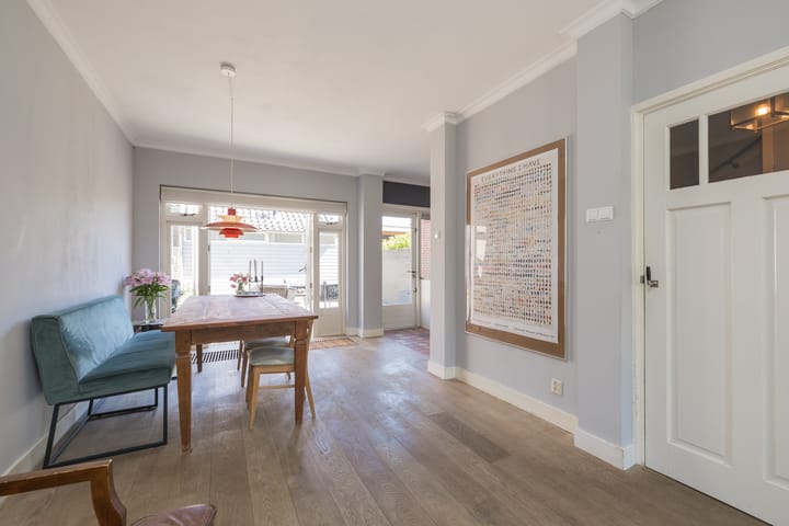 Foto 10 van Quarles van Uffordstraat 102