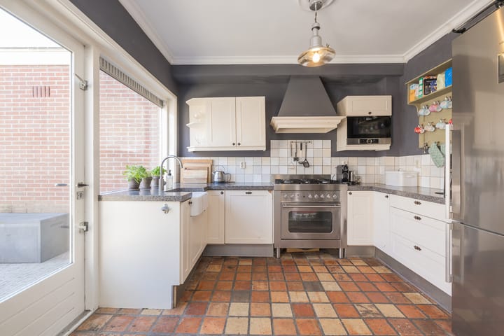 Foto 11 van Quarles van Uffordstraat 102