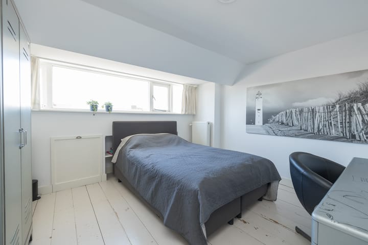 Foto 32 van Quarles van Uffordstraat 102