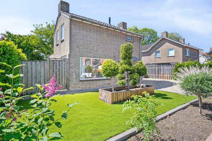 Photo 5 of Beatrixstraat 46