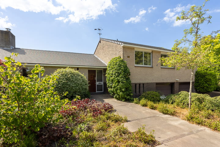 Foto 6 van Anna van Burenlaan 12