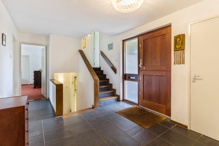 Foto 8 van Anna van Burenlaan 12