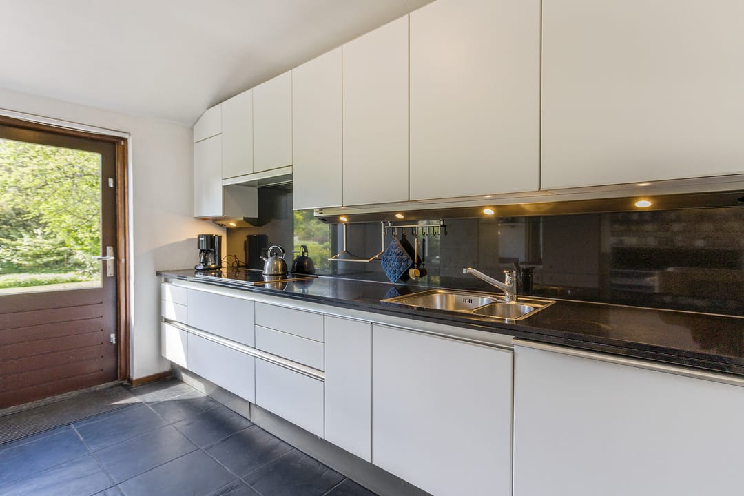 Foto 16 van Anna van Burenlaan 12