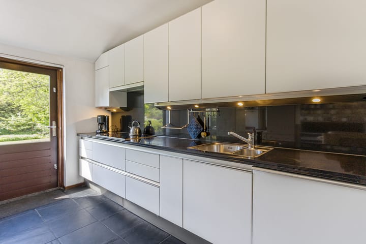 Foto 16 van Anna van Burenlaan 12