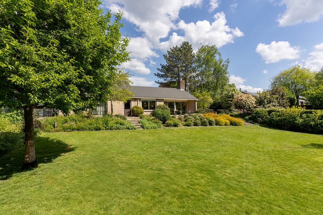 Foto 41 van Anna van Burenlaan 12