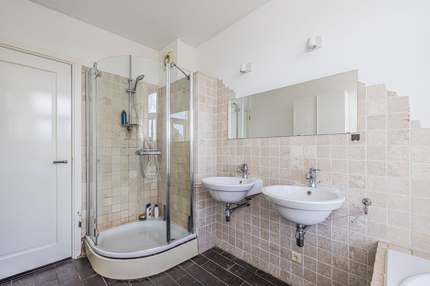 Foto 19 van Weeresteinstraat 91