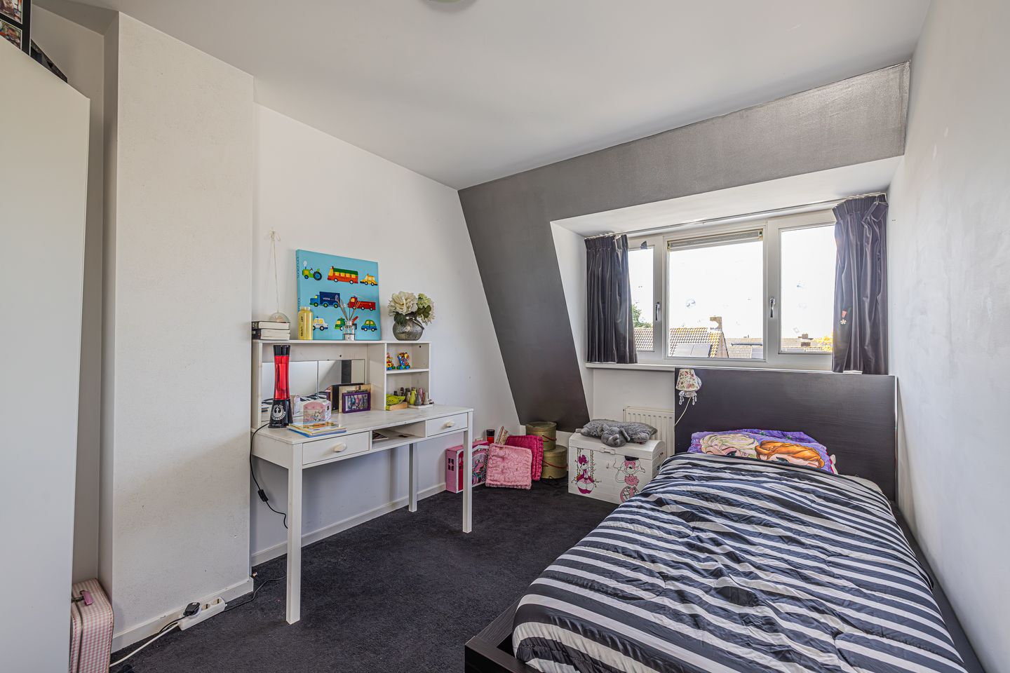 Foto 29 van Weeresteinstraat 91