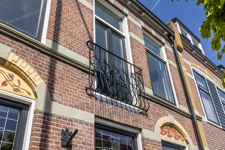 Photo 38 of Weeresteinstraat 91