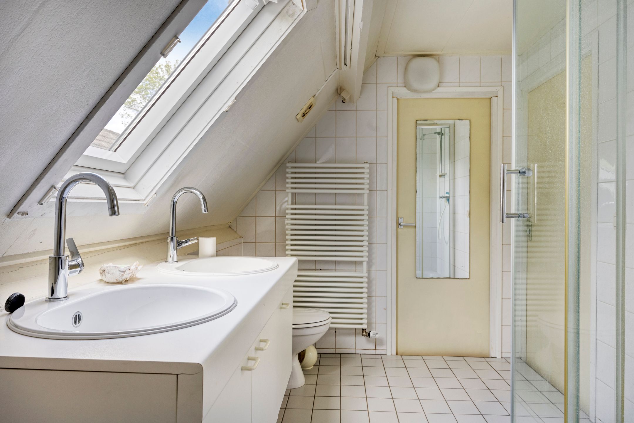 Foto 42 van Van der Duyn van Maasdamlaan 4